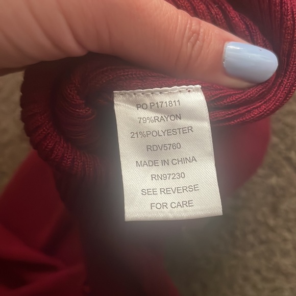 Almost Famous Ribbed Midi Dress - Picture 4 of 5